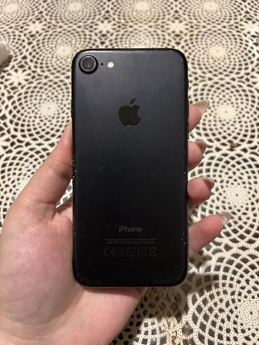 i̇phona 7: IPhone 7, 32 GB, Jet Black, Barmaq izi