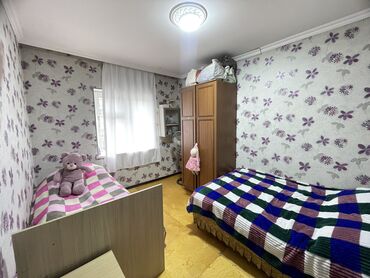 Həyət evləri və villaların satışı: 3 otaqlı, 70 kv. m, Orta təmir — 8