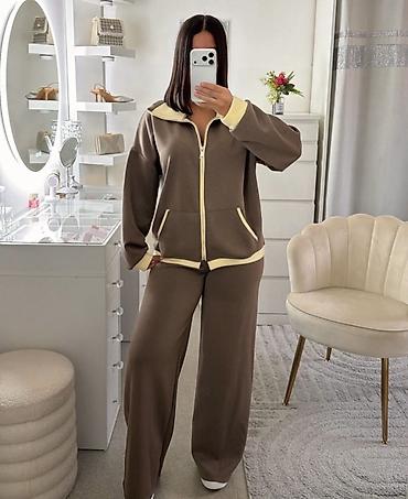 Gornji i donji deo: 💫Ženski komplet trenerke – dvoslojni pliš/futer izgled, udoban i — 3
