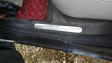 tabla u autu: ALFA 147 PRAG PLASTIKA HROM | Skinute sa alfe 147 sa 5 vrata. Cena — 3