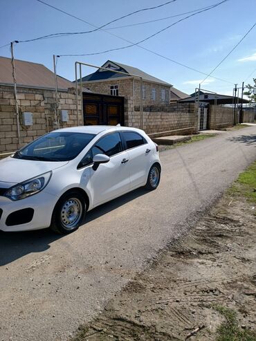 Kia: Kia Rio: 1.2 l | 2012 il Hetçbek — 3