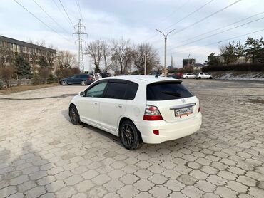 Honda: Honda Civic: 2003 г., 1.7 л, Вариатор, Бензин, Хэтчбэк