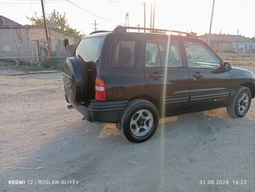 flai 2000 telefon: Chevrolet Tracker: 2 l | 2000 il | 161000 km Ofrouder/SUV