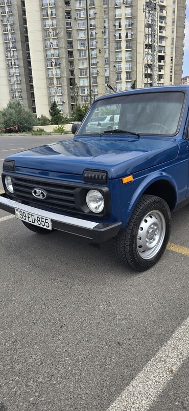 bunu ���������� bu ������������ 2 4: VAZ (LADA) 4x4 Niva: 1.7 l | 2013 il 130000 km Ofrouder/SUV