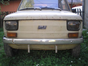 delovi: Peglica Fiat 126 p Polovni i novi delovi. Karburator u odlicnom