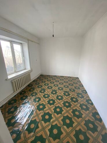 джалал абад квартиры: 12 м²