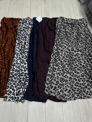 краски для шелкографии: Юбки миди с леопардовым принтом производство Италия 🇮🇹 - Фасон