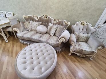 puf v prikhozhuyu: Б/у, Угловой диван, 2 кресла, Пуфик, Диван, Без подьемного механизма, Нераскладной