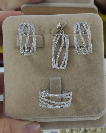 бриллиантовый набор цена: Италия Очень красивый Набор Серебро 925 пробы Камни фианиты Размеры