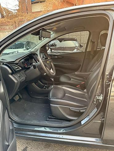 Chevrolet: Chevrolet Spark: 2019 г., 1 л, Автомат, Бензин, Хэтчбэк — 32