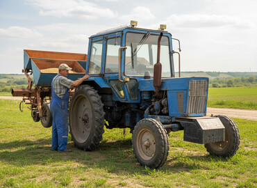Тракторы МТЗ (Беларус): Продам трактор МТЗ‑80, 1988 года выпуска. Комплектация и навесное: - — 1