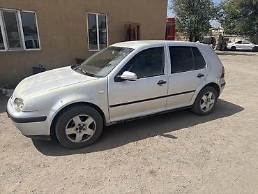 a8 d2: Volkswagen Golf: 2000 г., 1.6 л, Бензин, Седан — 2
