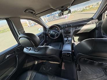 Mercedes-Benz C-Class: 2000 г., 2 л, Автомат, Бензин, Седан — 1