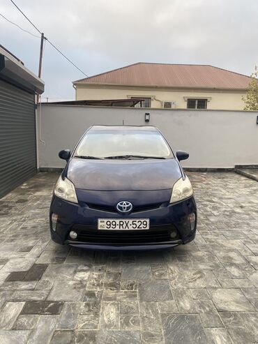 hibrid: Toyota Prius: 1.8 l | 2013 il Hetçbek