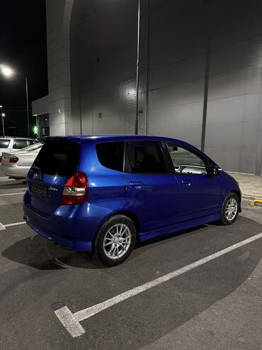 Honda: Honda Jazz: 2008 г., 1.5 л, Вариатор, Бензин, Хэтчбэк — 9