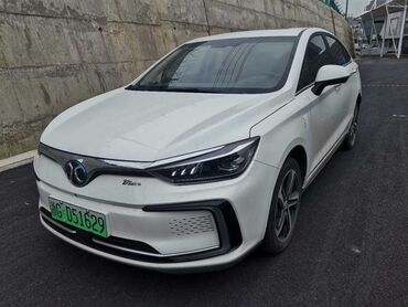 продажа спринтер: Baic eu5 электромобиль на заказ из Китая