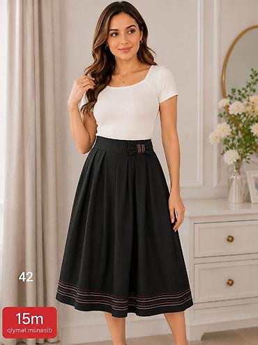 Qadın ətəyi - Rəng: qara - Model: midı uzunluq, yelpazəvi kəsim -
