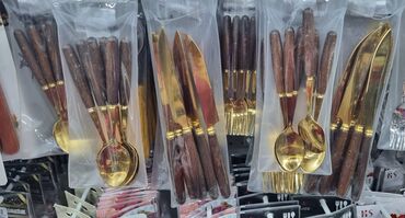 Kompleti posuđa: Zlatni pribor za jelo – elegantna kolekcija - Materijal: nerđajući — 7