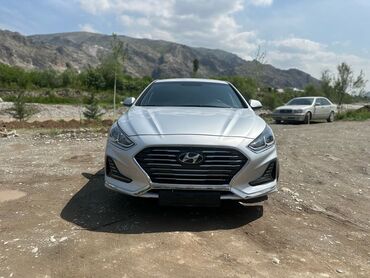 саната 2005: Hyundai Sonata: 2017 г., 2 л, Автомат, Газ, Седан