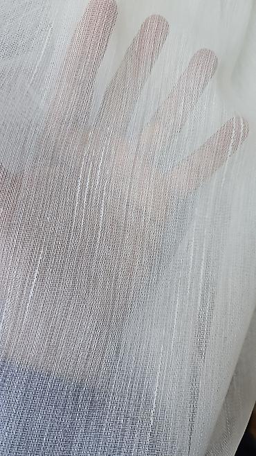 Parçalar: Ağ rəngli, incə toxumalı tül/parça - Material: yüngül, şəffaf və — 1