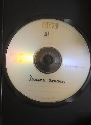 dvd disk: 35-dən çox DVD birlikdə, türk, rus və ingiliscə filmlər. çatdırılma — 6