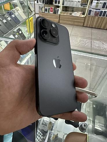 IPhone 15 Pro, Б/у, 256 ГБ, Черный, Защитное стекло, Чехол, 80 %