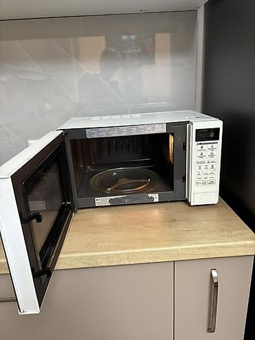 Техника для кухни: Микроволновая печь LG (серия iWave), белая,б/у Основное: - — 2