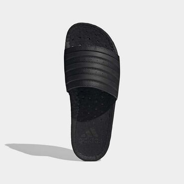обувь мужская зима: Оригинал adidas 40р
удобные лехкие мягкие