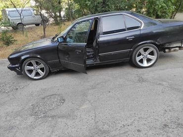 панель бмв е34: BMW 5 series: 1989 г., 2 л, Механика, Бензин