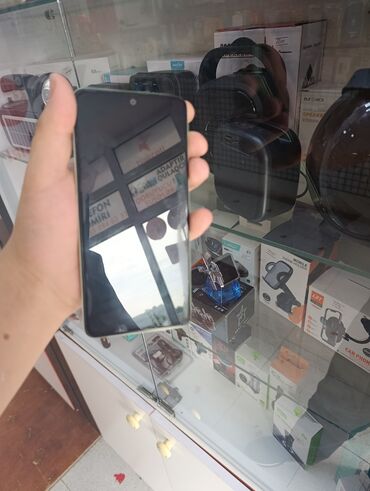 səs kalonka: Redmi Note 14, 256 GB, rəng - Sarı, Zəmanət, İki sim kartlı, Sənədlərlə