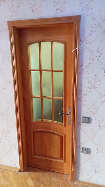 qapi demir qapi seyf qapi: Taxta otaq qapısı – şüşəli klassik model - Material: fıstıq ağacından — 1