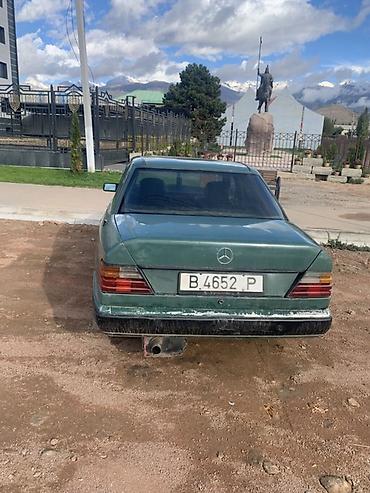 Продажа авто: Mercedes-Benz W124: 1987 г., 2 л, Механика, Бензин, Седан — 4
