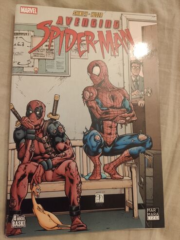 Bu "Qisasçı Hörümçək Adam" komiks kitabı Marvel Kainatının