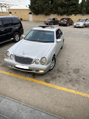 Mercedes-Benz: Mercedes-Benz E-Class W210 CDI sedan - Gümüş (silver) rəng, sedan — 3