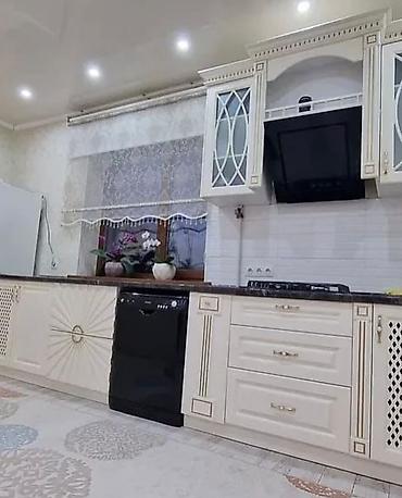 Продажа коттеджей и домов: 🏡 ПРОДАЁТСЯ УЮТНЫЙ 2-ЭТАЖНЫЙ ДОМ В ГОРОДЕ ТОКМОК! 📍 Местоположение — 12