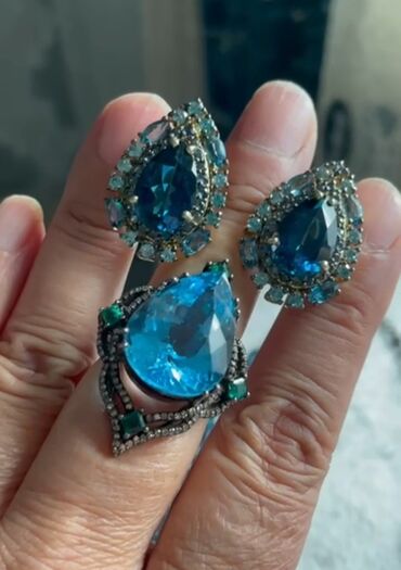 серебряный перламутр: Ювелирные изделия эксклюзивные, с натуральными природными камнями