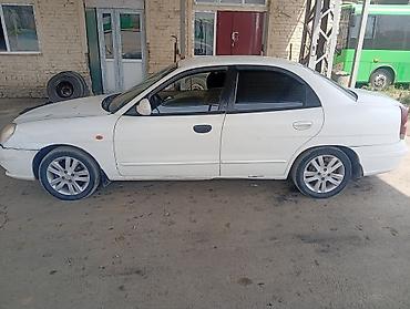golf 4: Daewoo Nubira: 2002 г., Механика, Седан — 5
