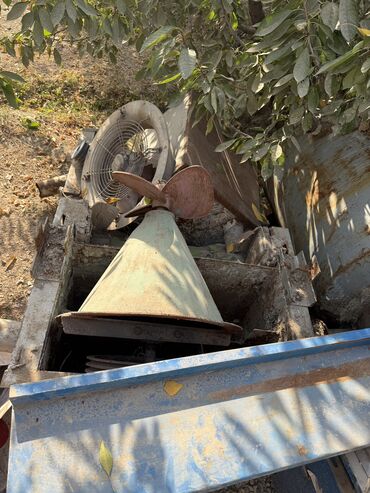 Другое оборудование для производства: Бумагаделательная машина Также имеется резка бумаги И аппарат для — 9