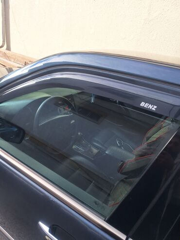 Mercedes-Benz: Mercedes-Benz C 200: 2 l | Sedan — 8