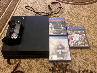 playstation 4 μεταχειρισμένο με 100 ευρώ: İlk sahibi mən olmuşam.Qutusu da qalır. Ancaq evdə işlənib. Şəkildəki