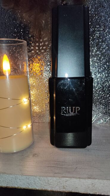 Игрушки: 1) Брюки новые женские размер М - 100с 2)Кофта (M-L) мягкая-150с 3) — 5