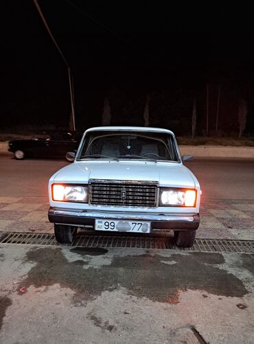 Avtomobil satışı: VAZ (LADA) 2107: 1.6 l | 2004 il 230000 km Sedan