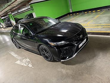 16 lt: Toyota Camry: 2020 г., 2.5 л, Автомат, Бензин, Седан — 2