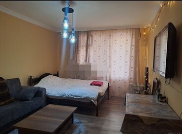 ev alqi satqisi kirayesi: Elimlerde musabeyov parkinin yanjnda 5/2 de 1 otaq 30 kv esyali menzil