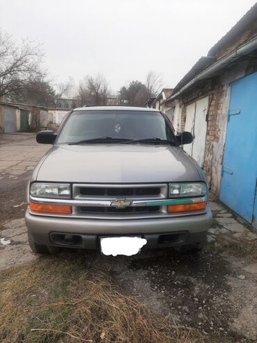 Chevrolet: Chevrolet Blazer: 2002 г., 4.3 л, Автомат, Бензин, Внедорожник — 5
