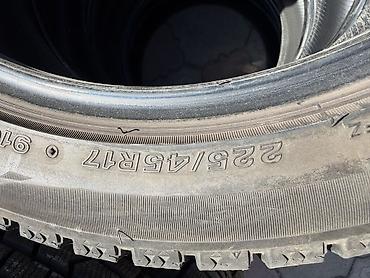 шины зимние 225 60 r17: 225/45/17 4 шт комплект в идеальном состоянии фирма Bridgestone год — 4