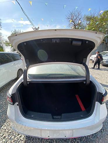 Changan: Changan Eado Plus: 2022 г., 1.5 л, Автомат, Бензин, Седан — 8
