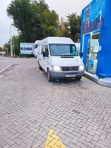 подставка под машину: Mercedes-Benz Спринтер: 1998 г., 2.9 л, Механика, Дизель, Фургон — 4