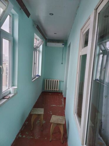 Uzunmüddətli kirayə mənzillər: Suraxanı rayonu yeni Günəşli qəsəbəsində (Massiv AB massivində),köhnə — 5