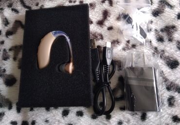 Слуховые аппараты: Продаю слуховой аппарат новый зарядка от сети из Америки